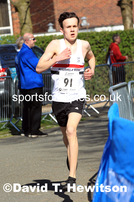 Boys Under-15s 5k, 2022 Northern 12 and 6 Stage Road Relays,  Birkenhead Park, Birkenhead, Wirral.  Photo: David T. Hewitson/Sports for All Pics